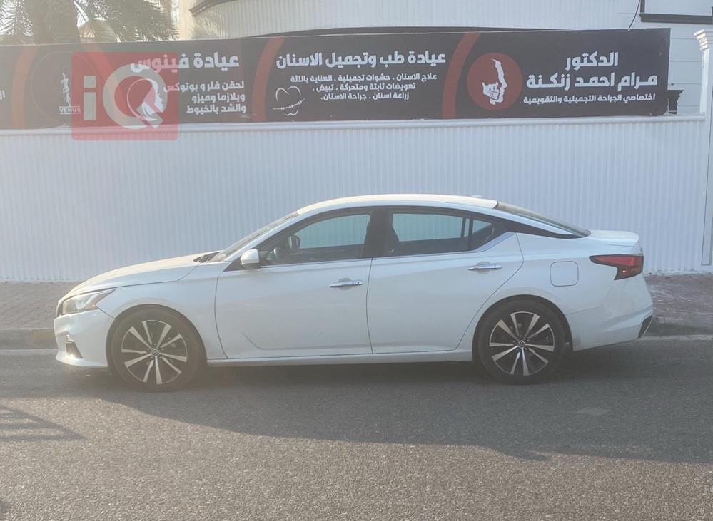 نیسان ئەلتیما